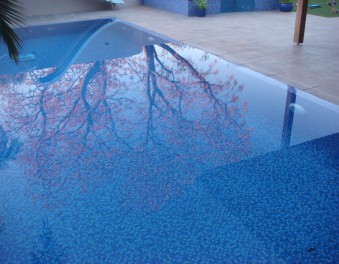 Tiled pools